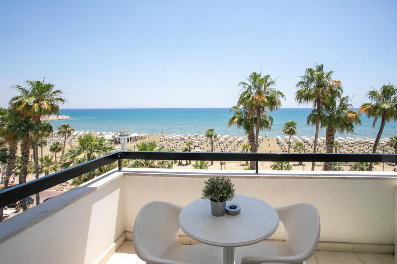 Les Palmiers Sunorama Beach Apartments Ларнака Екстериор снимка